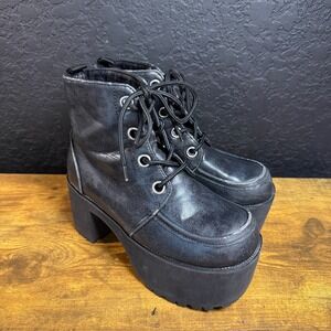 TUK Footwear Black Faux Leather Chunky Platform Combat Boots Womens Size 7